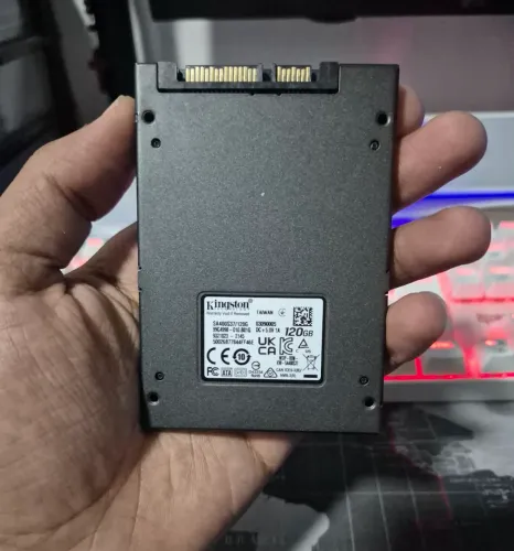 SSD SanDisk 120 GB - Em Bom estado