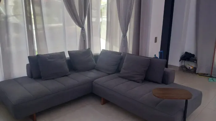Sofá Breton linho modulado living novinho sem detalhe