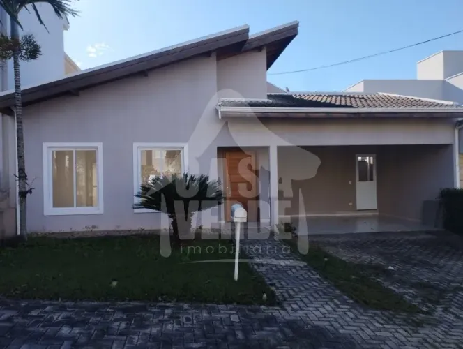 Casa térrea à venda no Cond. Residencial Portal dos Ipês em Indaiatuba/SP