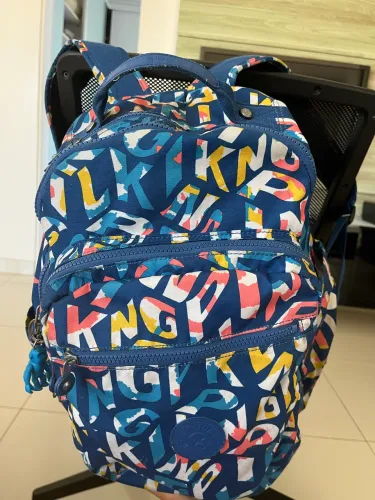 Mochila Kipling original azul com estampa 