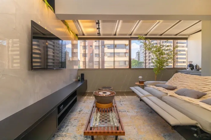 Apartamento cobertura para locação no bairro Auxiliadora com 182 m² e 2 dormitórios.