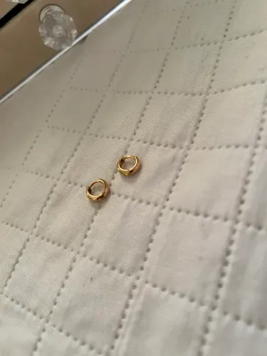 Brinco segundo furo dourado morana 