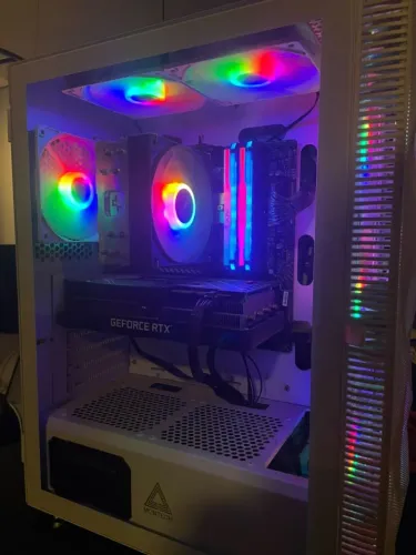 Pc Gamer - Ryzen 5 5600 RTX 3060ti 32GB Ram + Monitor Alienware 240hz + Teclado XVX S-k80