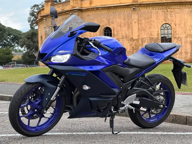 Yamaha R3 2023 