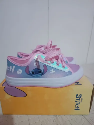 Tênis infantil Stitch
