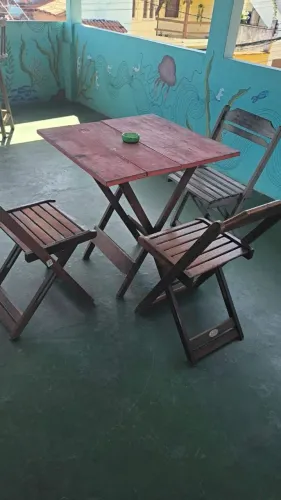Conjunto de mesa e cadeira para bar/lanchonete/varanda