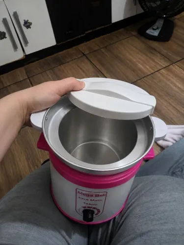 Aquecedor Profissional de Cera para Depilação, esquentando e em perfeito estado, limpinha