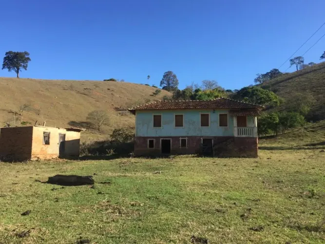 Lote/Terreno para venda com 72.000 metros quadrados em Centro - Consolação - MG