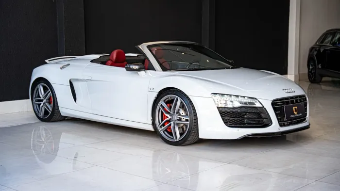 Audi R8 Spyder 5.2 Quattro R-tronic/s-tronic 2014
