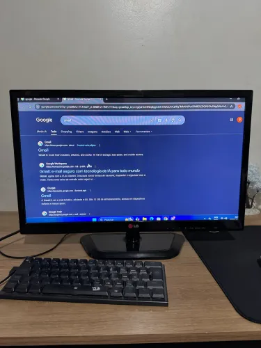 TV Monitor LG 24" LED (HDMI/VGA/Conversor Digital)