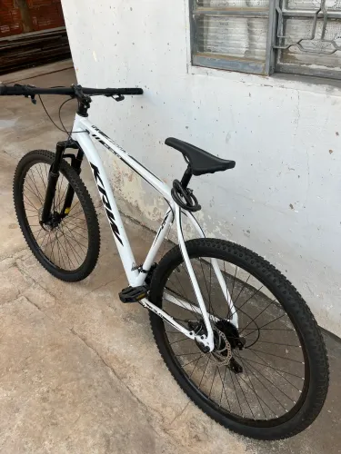 Bicicleta Aro 29 KRW Branca