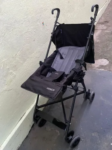 Carrinho de BB estilo sombrinha