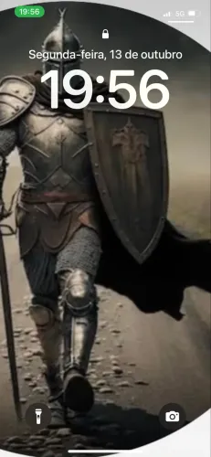 Contrata auxiliar cozinha