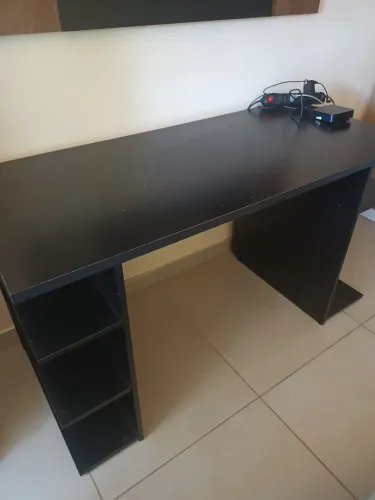 Mesa escrivaninha / Rack 