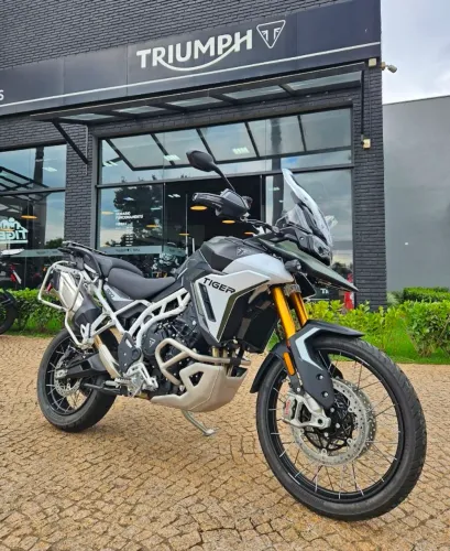 Moto Triumph Tiger 900 Rally pro 2024