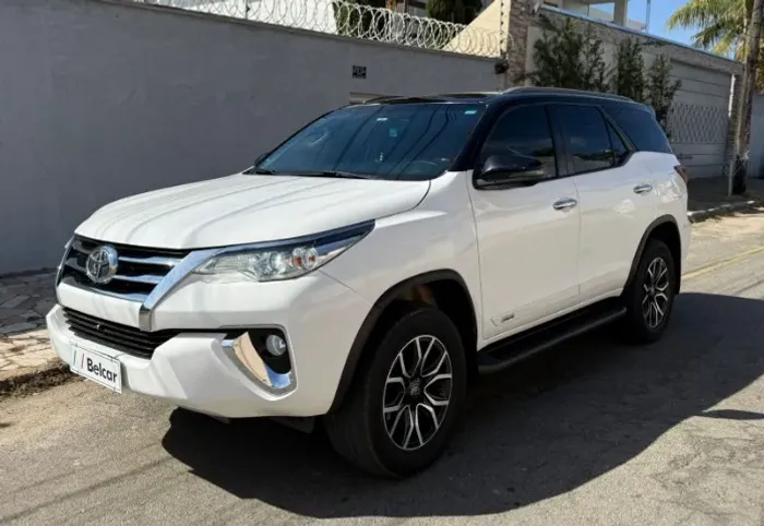Toyota Hilux SW4 SRV 4X2 2.7 Flex 16V Aut. 2020