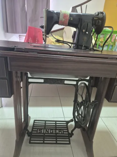 MÁQUINA DE COSTURA SINGER