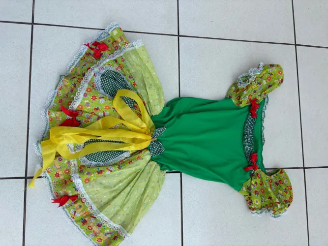 Vestidos Caipiras Juninos TAM P para 14 a nr38