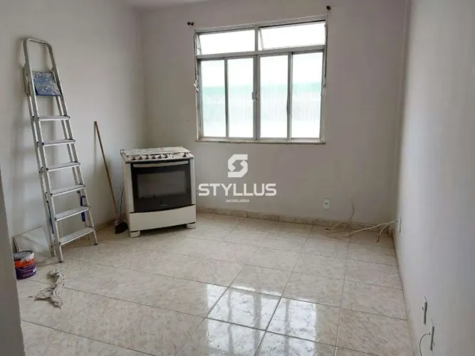 Apartamento em Estrada Intendente Magalhães - 64m² (Ref: C3819)