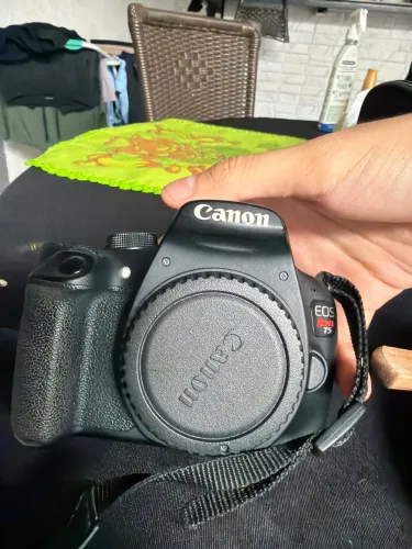 Canon t5