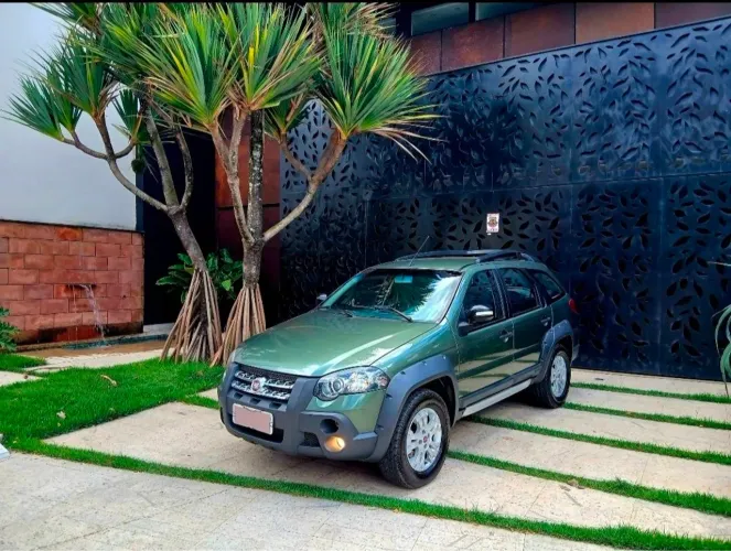 Fiat Palio Weekend Adventure Locker 1.8 Flex 2010