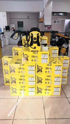 Lavadora de Alta pressão 1500psi e 1400W completa Karcher - Nova/Loja