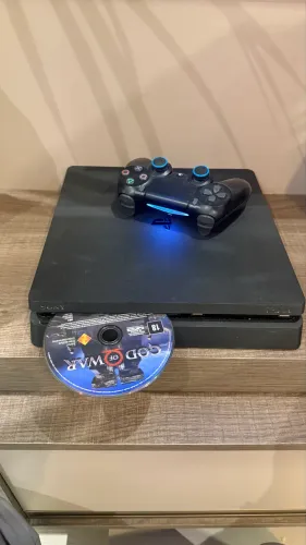 PlayStation 4 Slim 1TB