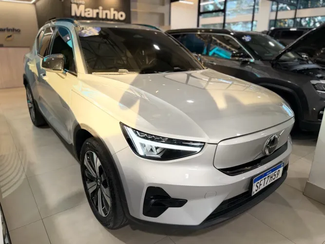 Volvo XC40 Recharge Plus (elétrico) 2023