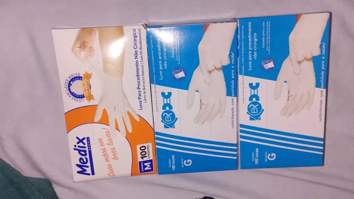 CAIXA DE LUVAS LÁTEX  TAMANHO P, M e G