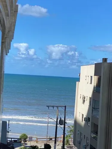 IMÓVEL PARA LOCAÇÃO DE VERÃO COM 4 SUITES, 30 MTS DO MAR EM MEIA PRAIA - ITAPEMA -SC