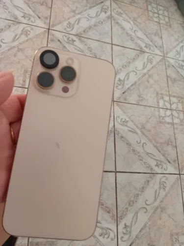 Vendo iPhone 16 pro Max 256 gigas saúde da bateria 88 única dona sem detalhes de uso
