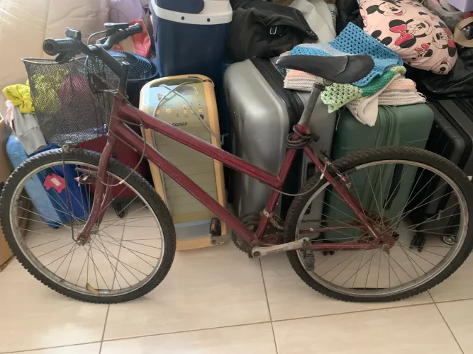 Vendo bicicleta pra arrumar 100 reais