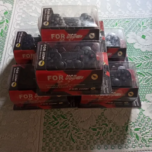 Controle no formato de Ps2 Com cabo USB