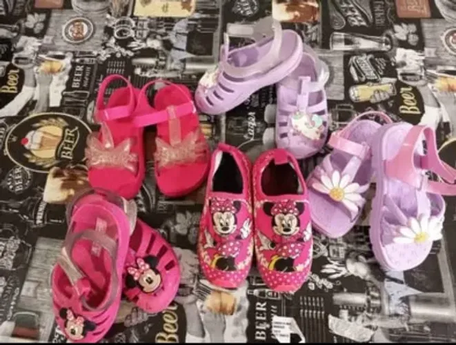 Lote de menina . Todos tamanho 27