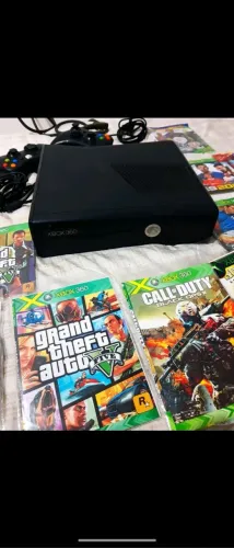 Xbox 360 slim ( com DEFEITO Leia a Descrição)