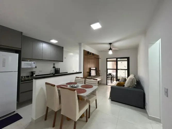 Apartamento Novo Mobiliado para Locação Definitiva no Maracanã, Praia Grande/SP.