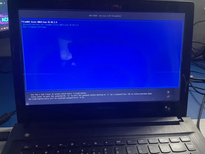 Notebook Lenovo G40-70 usado 