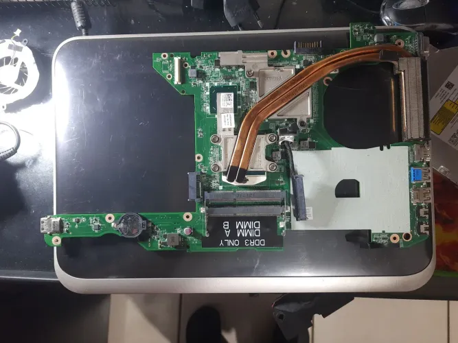Placa-Mãe Dell Inspiron 14R 5420 P33G - COM DEFEITO (Sucata / Retirada de Peças)