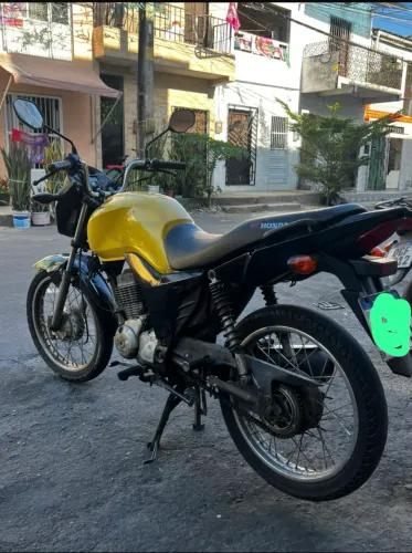 Vendo fan125 em dias 9200no ponto de transferir pode colocar preço