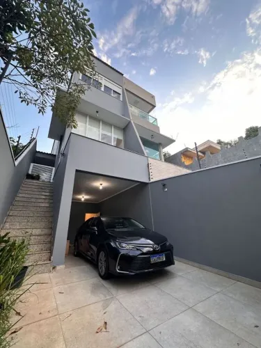Casa à Venda em Vila Pedra Branca, São Paulo - SP