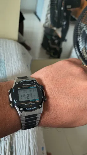 Relógio Mondaine masculino