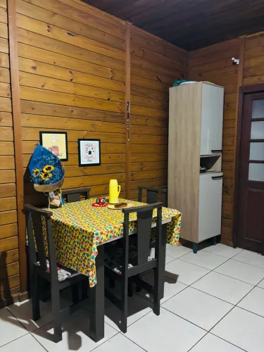 Alugo quarto individual para mulher não fumante