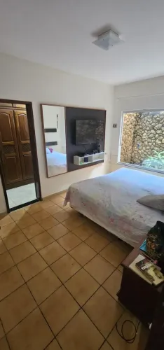Alugo Casa Mobiliada no Recanto dos Vinhais, com 3 Qts, sendo 2 Suítes