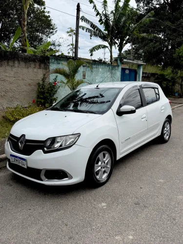 Renault Sandero Dyna. Easyr Hi-flex 1.6 8V 2015