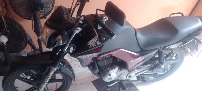 Titan 150
