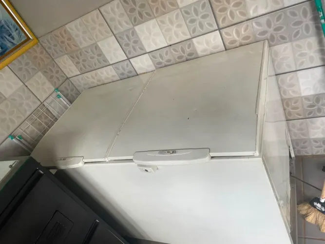 Freezer 400 Litros ótimo estado