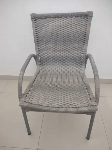 Cadeira de fibra sintética 