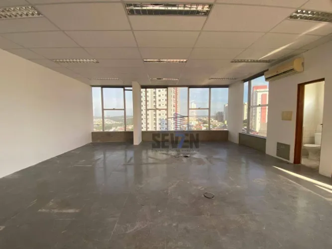 Salas Comerciais para Locação no Edifício Europa (Dinâmica) Excelente Localização em Baur