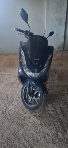 Honda PCX DLX 160 2025
