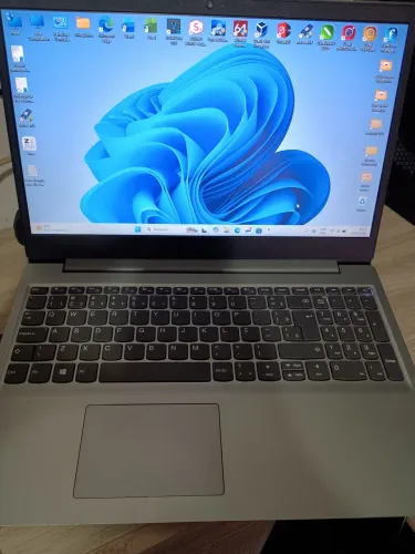 Notebook Lenovo 145S